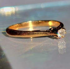 Vintage 9ct Gold & Diamond Solitaire Ring ~ Size M 1/2