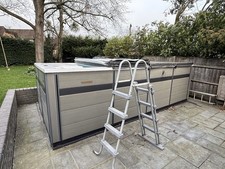 Endless pool hot tub - pool/,