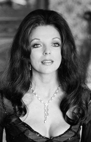 Joan collins 5 inch - 11", x