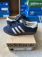adidas Bern. Blue/Cream. Size