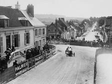Spectators watch as Kenelm Lee