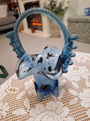 Stunning vintage glass basket - vintage,