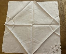 🎄Gorgeous vintage 6 white