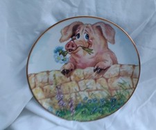VINTAGE PIGGIN PLATE LADY