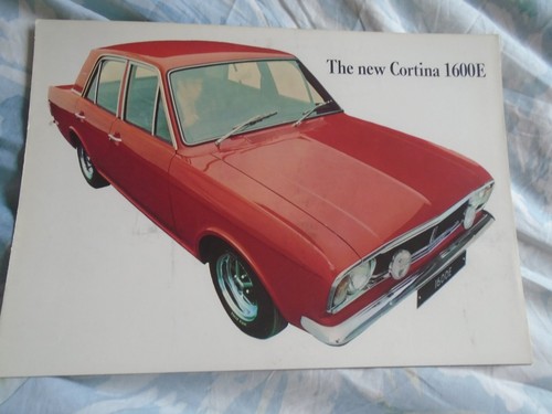 Ford cortina 1600e brochure - ford,