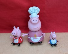 Selection Of Peppa Pig & Friends Figures - Peppa, Mommy Pig & George Cooking
