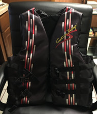 CUT 'N JUMP Water Ski Vest