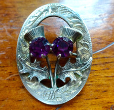 vintage Scottish STERLING SILVER purple rhinestone thistle flower brooch -535