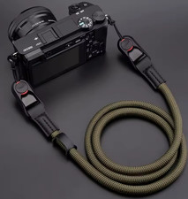 Quick release camera - camera, strap