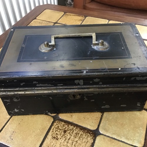 Vintage cash tin box metal - vintage,