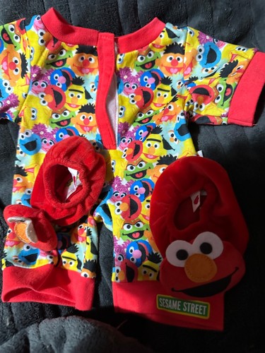 Build bear sesame street - a,