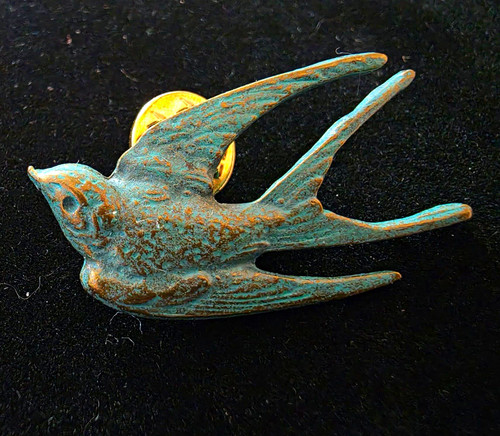 Swallow bird lapel pin badge - swallow,