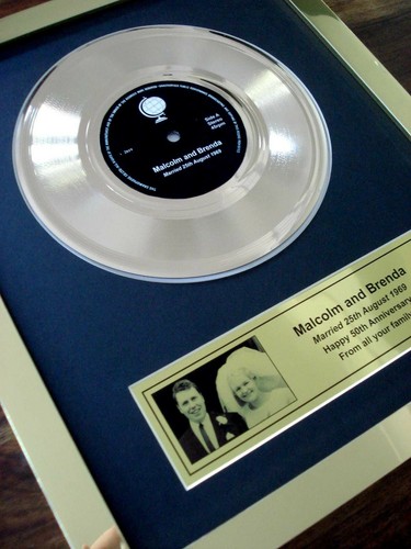 Your own personalised gold - personalised, 7"