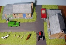 TT: 120 Gauge Two Bungalows