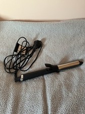 Black GHD Curve Tong Soft Curl