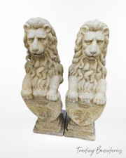 Pair of lion statues H81cm re constituted stone