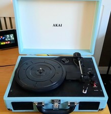 Akai Portable Briefcase Type Record Player Turntable + Mains Adaptor FAULTY READ