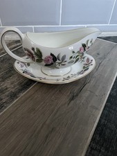 WEDGWOOD HATHAWAY ROSE GRAVY