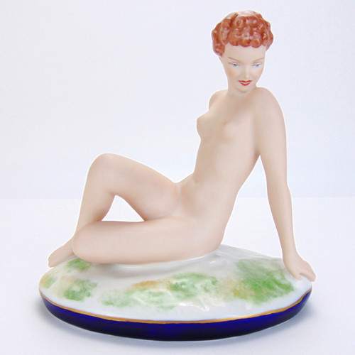 Vintage royal dux - dux, figurine
