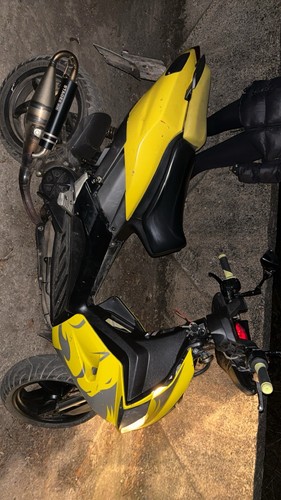 Aprilia breakin for - aprilia,