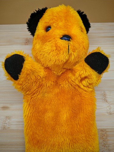 Vintage sooty hand - sooty,
