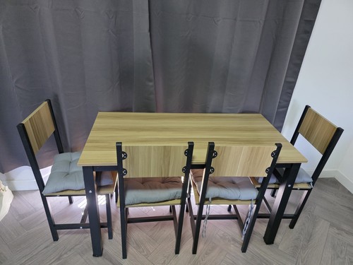 Table and chairs set - table, 4