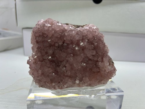 Natural pink amethyst quartz - pink,