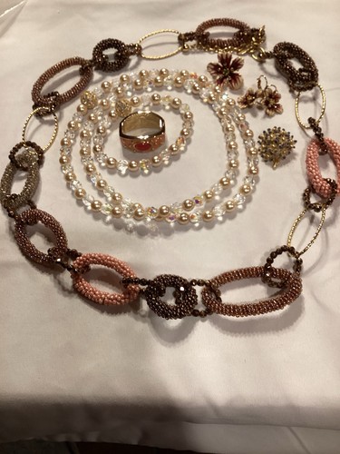 Lot joan rivers jewelry - joan,