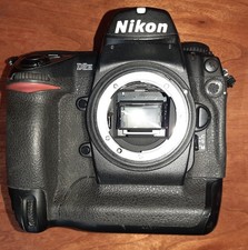 Nikon d2h dslr camera vgc - d2h,