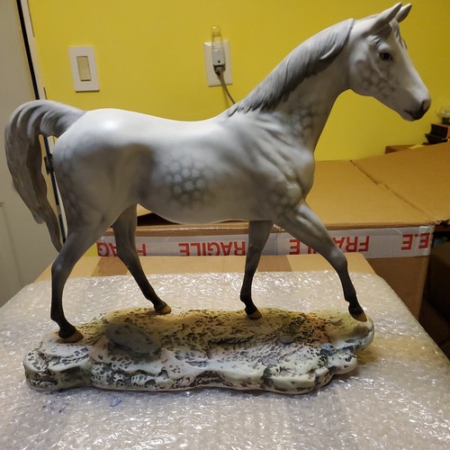 Beswick rare connoisseur - beswick,