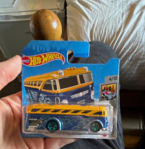 Hot wheels 2021 surf school - hot,
