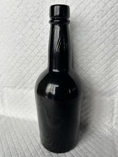ANTIQUE 8 1/4" 3-PIECE MOLD 1850's BLACK GLASS ALE OR PORTER BOTTLE