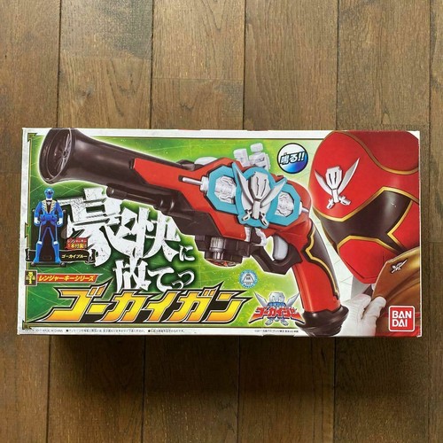 Power rangers super megaforce - super,