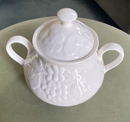 Wedgwood strawberry and - wedgwood,