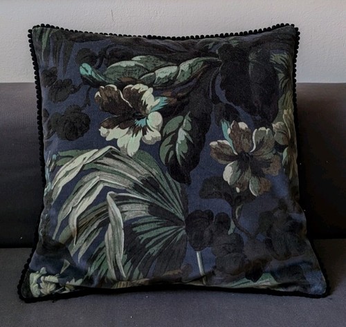 Handmade cushion cover house - handmade,