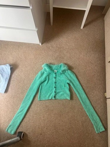 Long sleeve crop top textured
