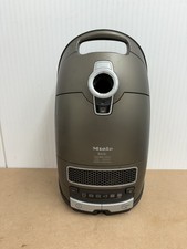 Miele S8330 Solution HEPA
