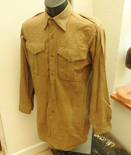 Military ww2 dated green under - green,