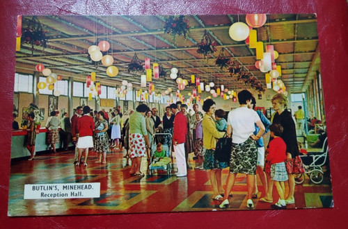 Butlins minehead postcard - butlins,