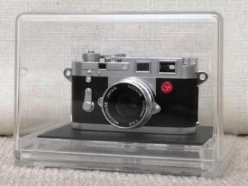 Megahouse leica film camera - m3,