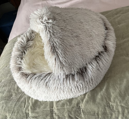 Cozy cat bed pale grey - , never