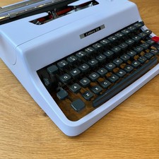 Vintage 1960s Olivetti Lettera