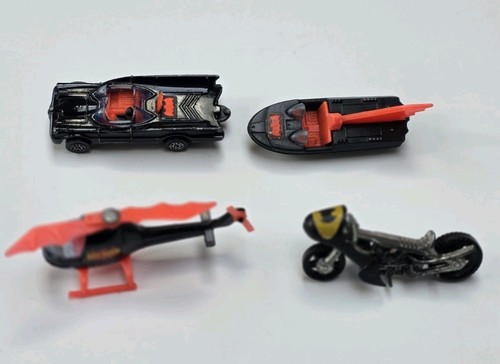 Corgi juniors batmobile bat - juniors, +