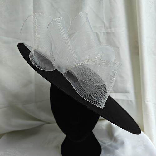 Black white flower wide brim - black,
