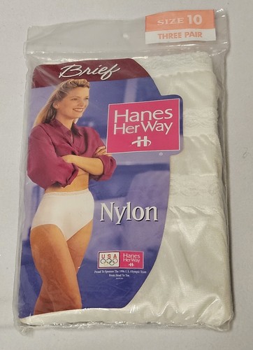 Vintage 1995 hanes her - hanes, way