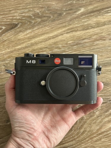 Leica black 3mp - m8,