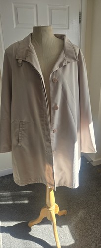 Ladies lovely coat size - lovely, ann