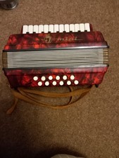 Piano Accordion (small) - Red. Works well. One cracked key.