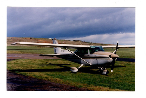 Cessna r172k hawk vh kxp - xp, vh-kxp