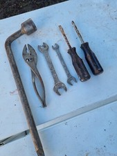 Nissan Motor tool kit slip